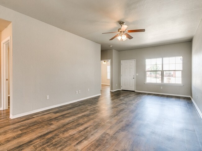 Building Photo - 2916 Thompson Farm Ln