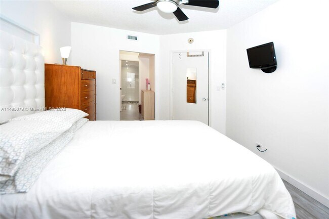Foto del edificio - 1133 102nd St
