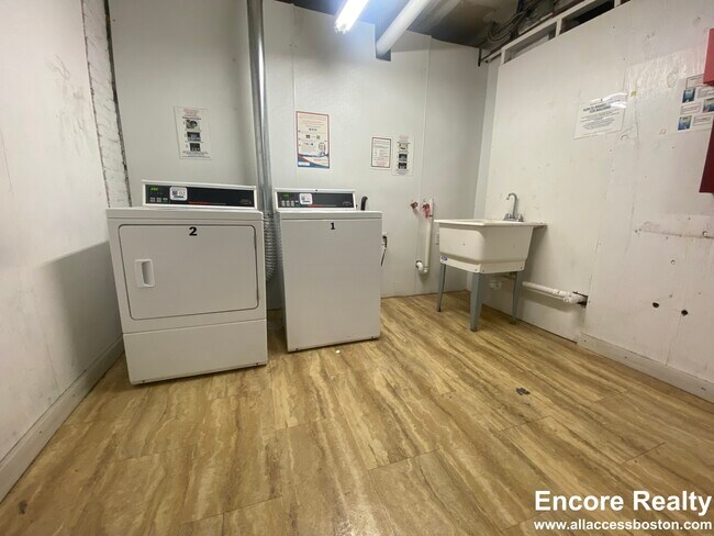 Building Photo - 1375 Commonwealth Ave