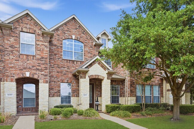 Foto del edificio - 16023 Powder Springs Ln