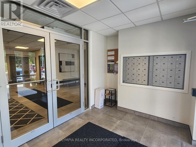 Building Photo - 5629-5629 Swayze Dr