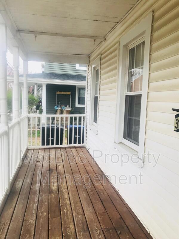 511 Willis St Unit Apt 3, Fredericksburg, VA 22401 Condo for Rent in