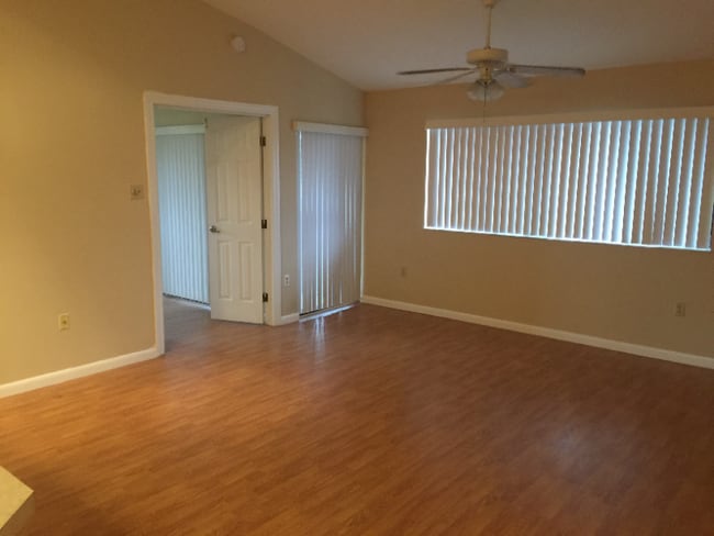 Photo - 2445 SW 18th Terrace Apartment