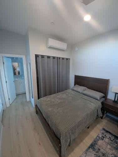 Foto del edificio - 1637 Grove Rd