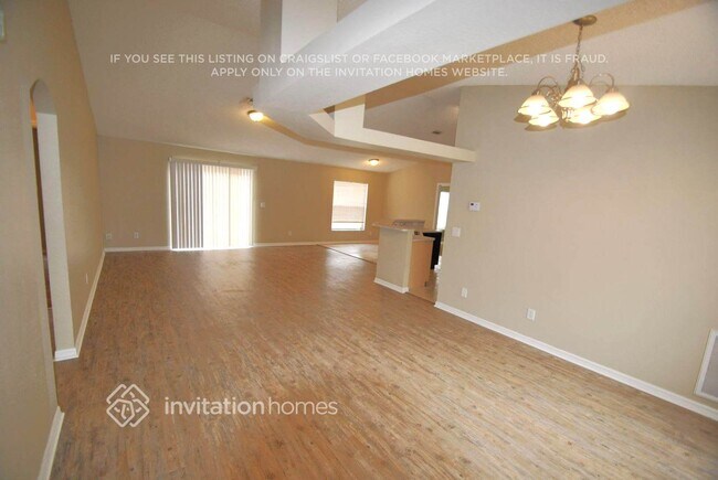 Foto del edificio - 718 Starland St SE