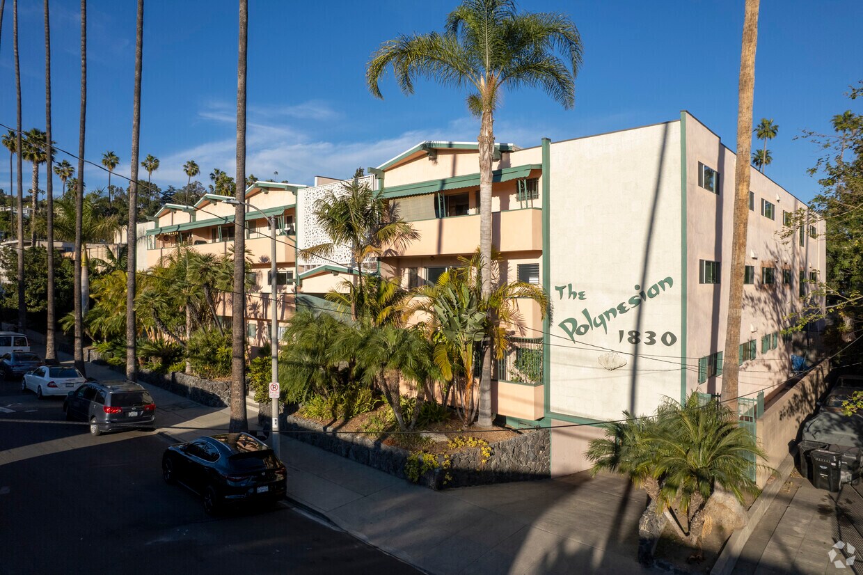 1830 Taft Ave - The Polynesian