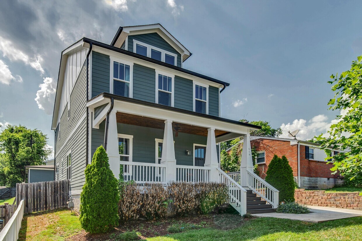 Primary Photo - 608 S 14th St