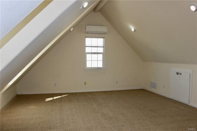 Foto del edificio - 15642 Little Peak Rd
