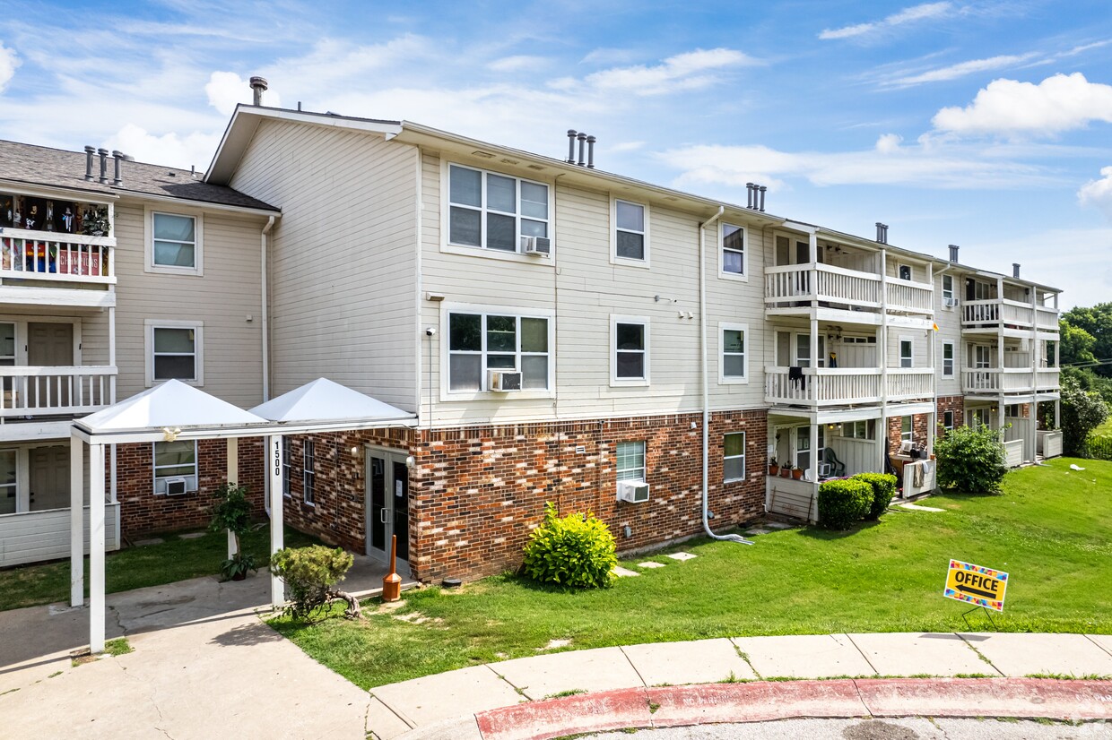 Lakeview II Apartments - Apartments in Kansas City, MO | Apartments.com