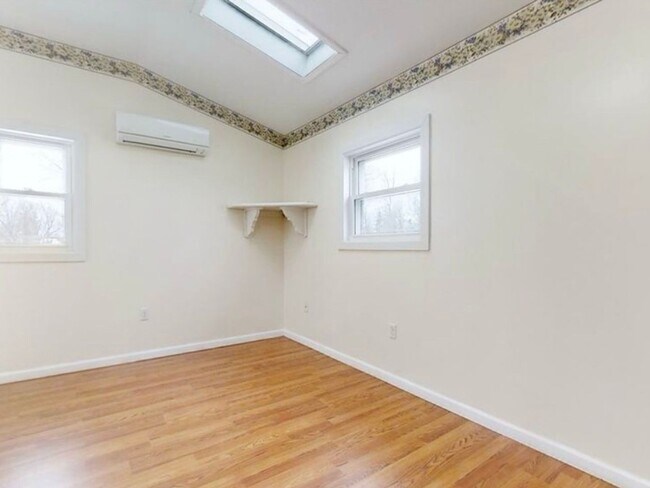 Foto del edificio - 3 Bedroom Single Family Home in Buffalo