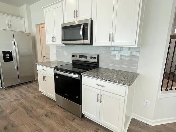 Foto del edificio - 1448 Amberview Ln