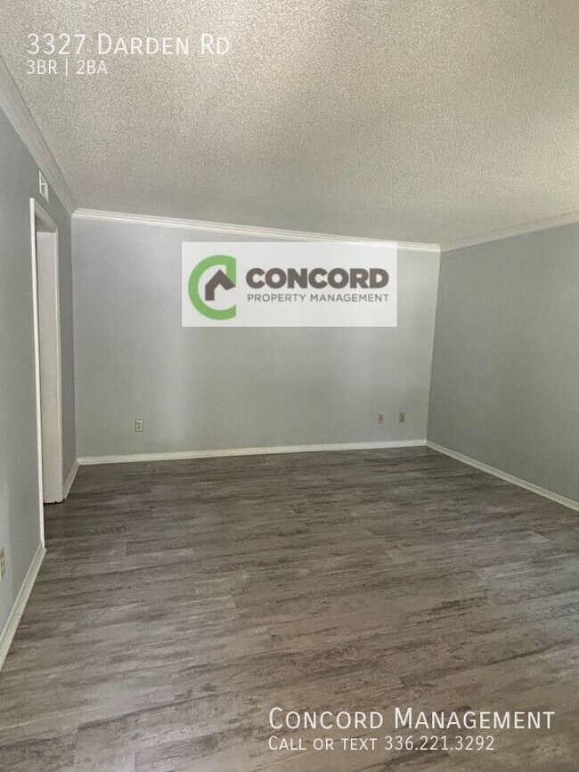 Foto del edificio - 3327 Darden Rd