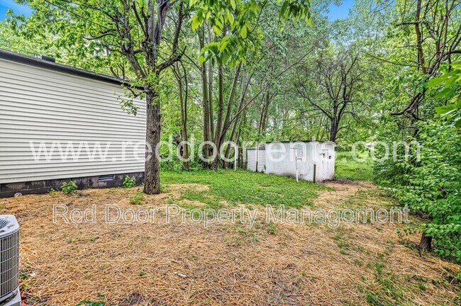 Building Photo - 1254 McDougal St