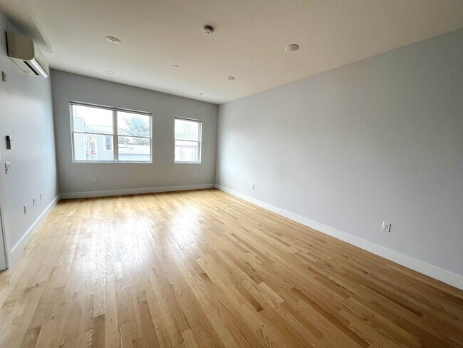 Foto del edificio - 52 Cambridge Ave