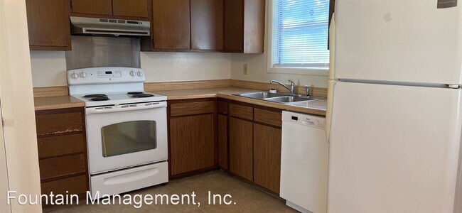 Building Photo - 2 br, 1 bath House - 148 Village Court
