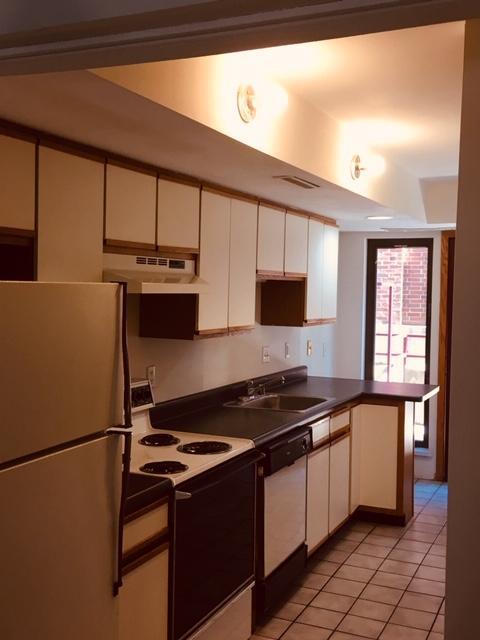 Building Photo - 321 Wisconsin Avenue #11