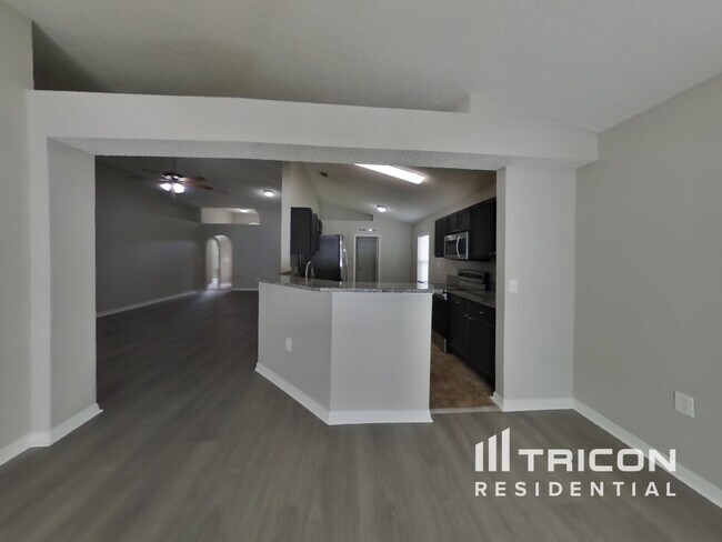 Foto del edificio - 11353 Nettlebrook St E