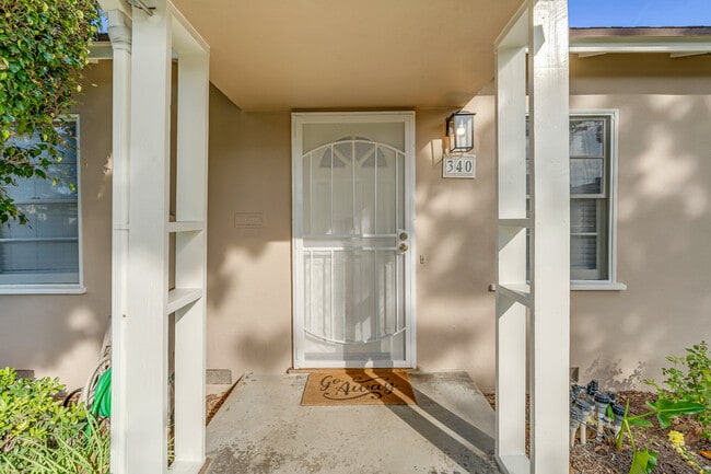 Building Photo - 340 N Monterey St