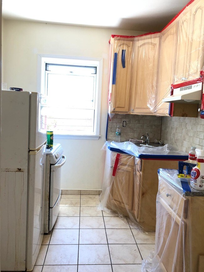 131 Silver Lake Rd Unit 204, Staten Island, NY 10301 Condo for Rent