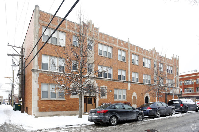 Building Photo - Laflin Inn