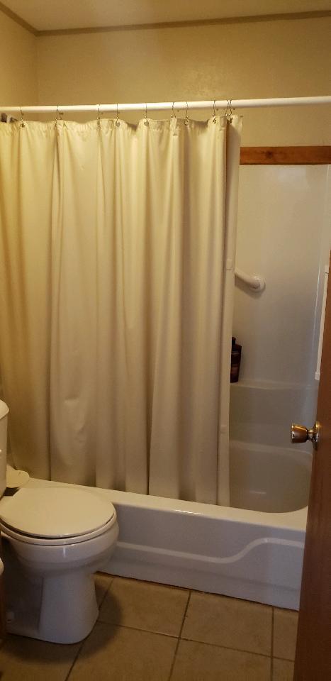Foto del edificio - 1221 Garden Ln
