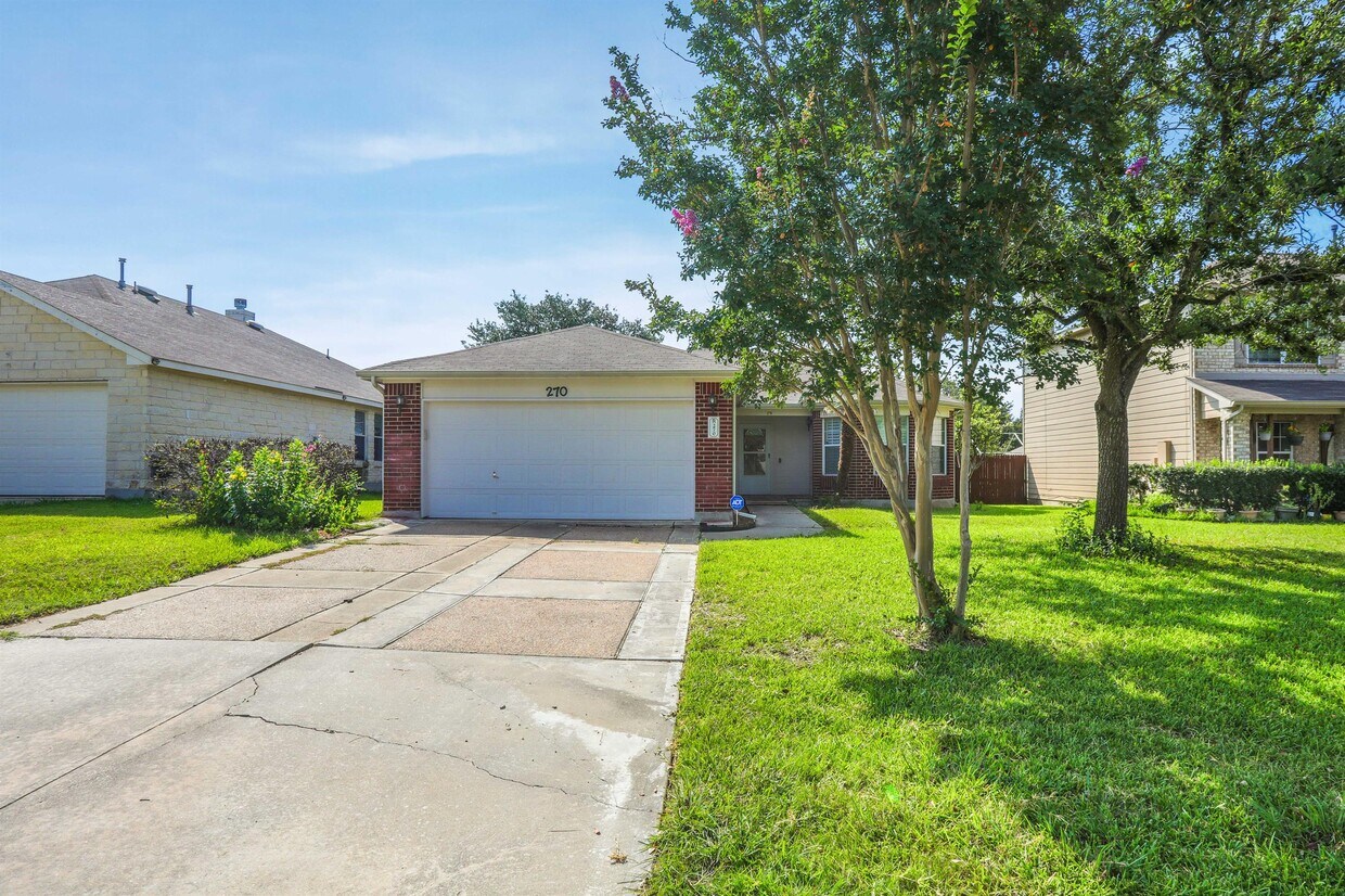 Primary Photo - 270 Goldenrod St