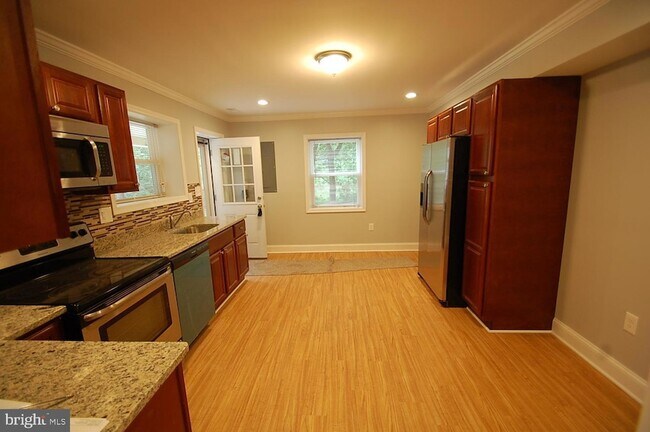 Foto del edificio - 1940 Nelson Mill Rd