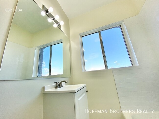 Foto del edificio - 1327 Magnolia Ave