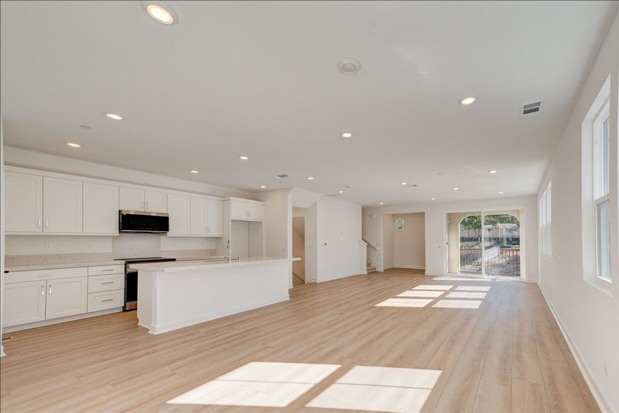 Foto principal - 1202 Mountain Laurel Rd