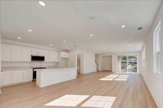 Building Photo - 1202 Mountain Laurel Rd