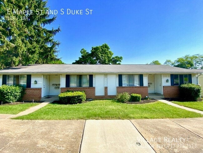 Foto del edificio - 451 E Maple St