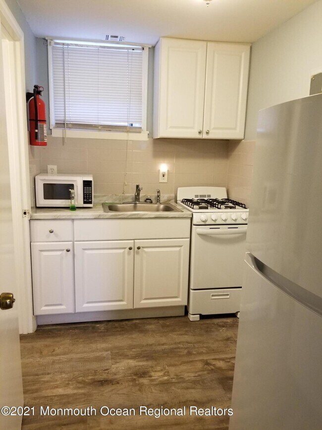 Building Photo - 5015 NJ-33