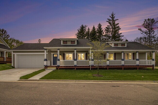 Building Photo - 6 Maple Vlg Ct