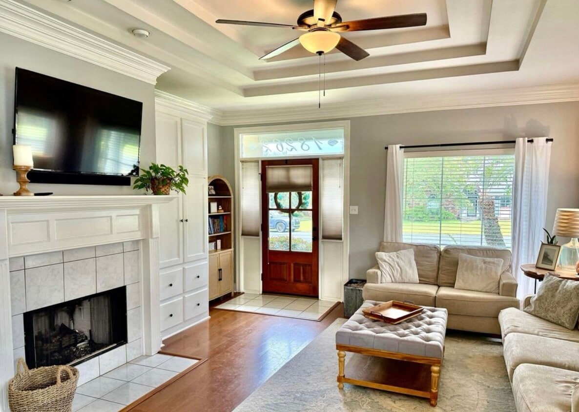 Primary Photo - 18262 Lake Myrtle Dr