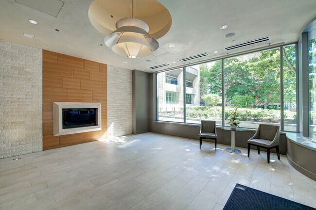 Building Photo - 737 Olive Way