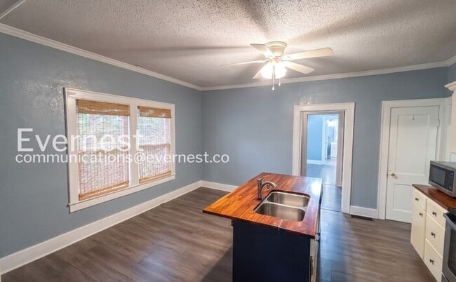 Building Photo - 3617 Monte Vista Dr