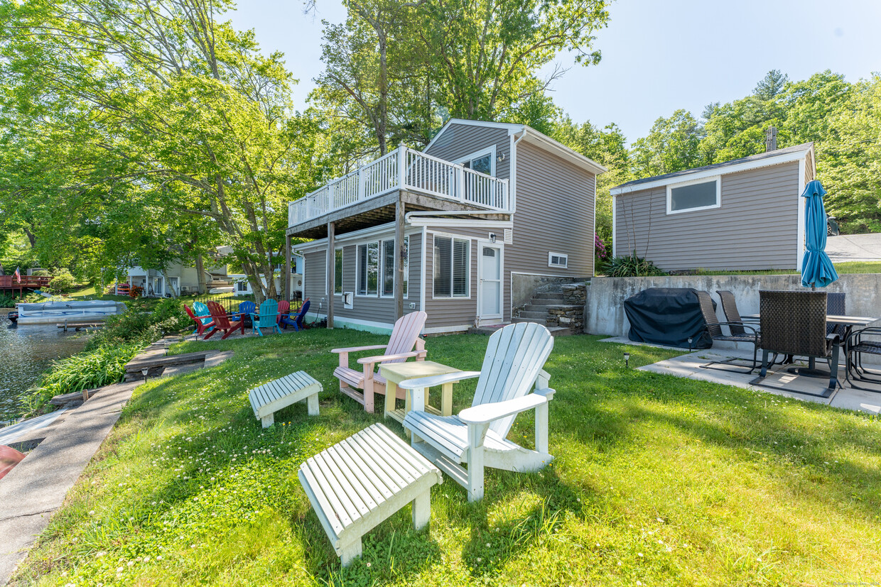Primary Photo - 377 Brandy Hill Rd