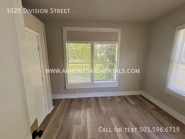 Foto del edificio - 1020 Division St