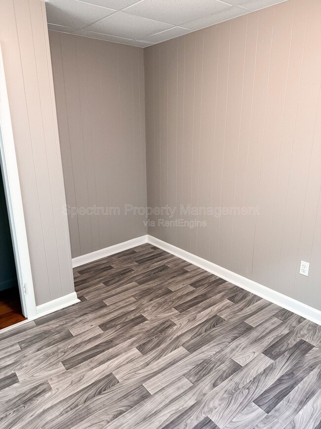 Building Photo - 88 Elm St