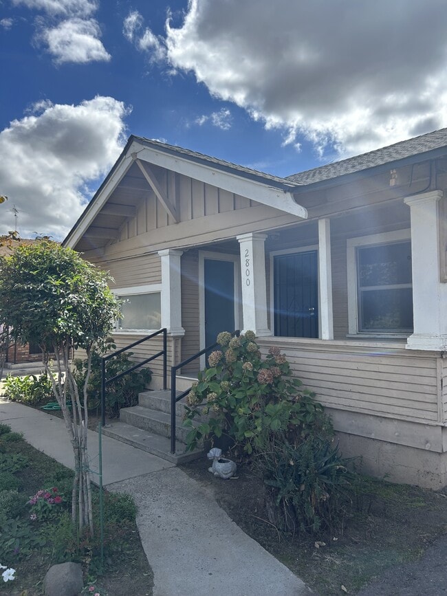 Foto del edificio - 2800 Ross Ave
