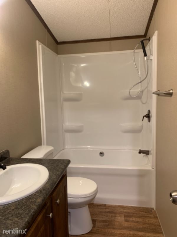 Building Photo - 3 br, 2 bath Mobile Home - 908 NE St John