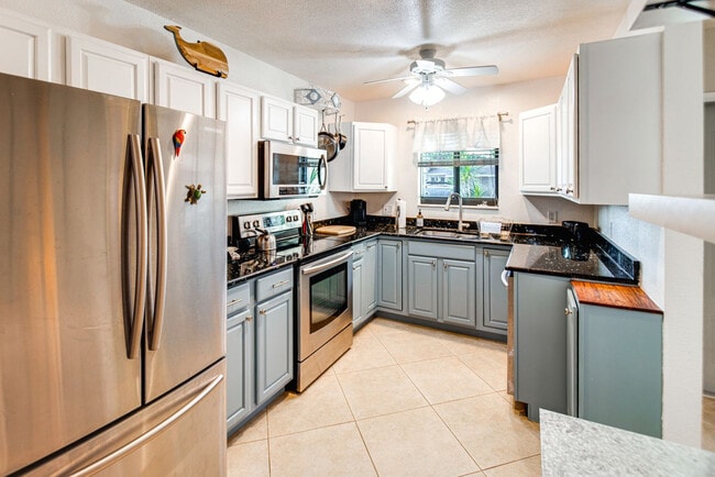 Building Photo - 7199 Blanquilla Ct