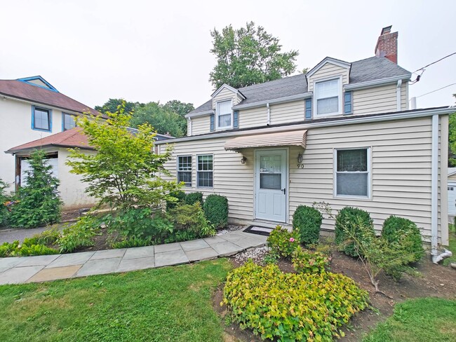 Foto del edificio - 90 Parkway Cir