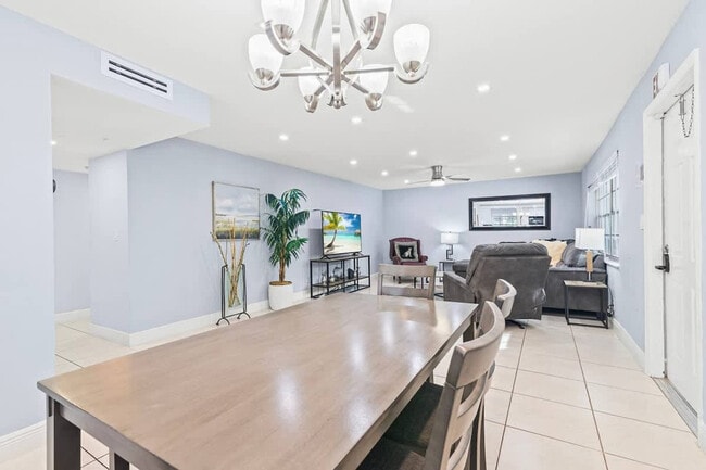 Foto del edificio - 2424 NE 9th St