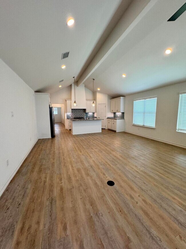 Foto del edificio - 12707 Joliet Ave