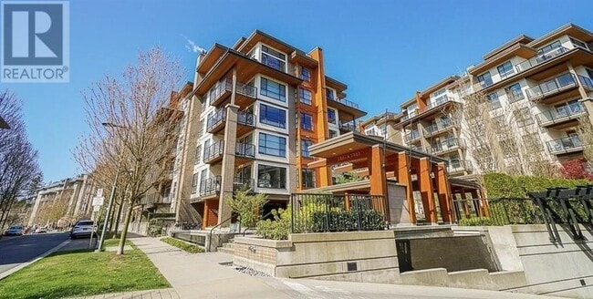 Photo du bâtiment - 5983-5983 Gray Ave