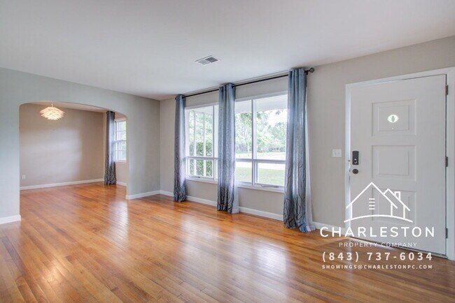 Foto del edificio - 1502 Woodcrest Ave