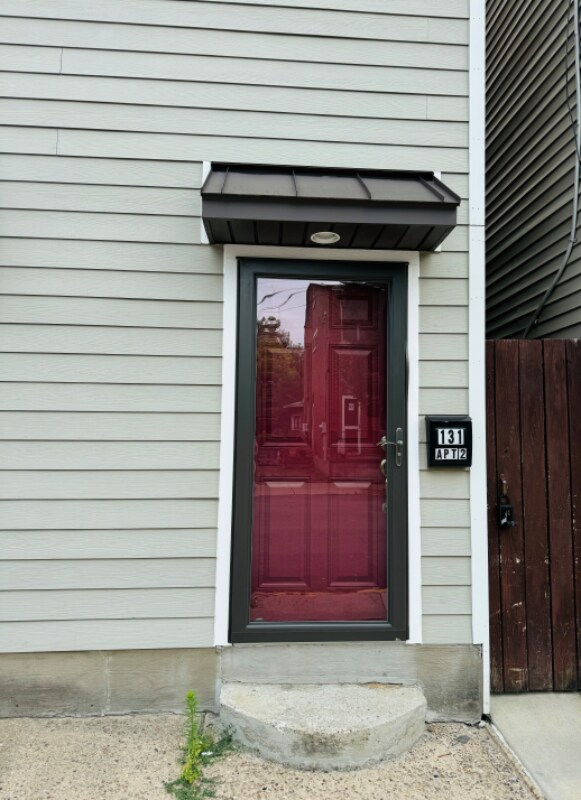 Building Photo - 131 S 17th St