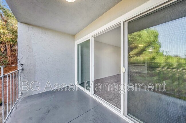 Foto del edificio - 944 Fletcher Ln