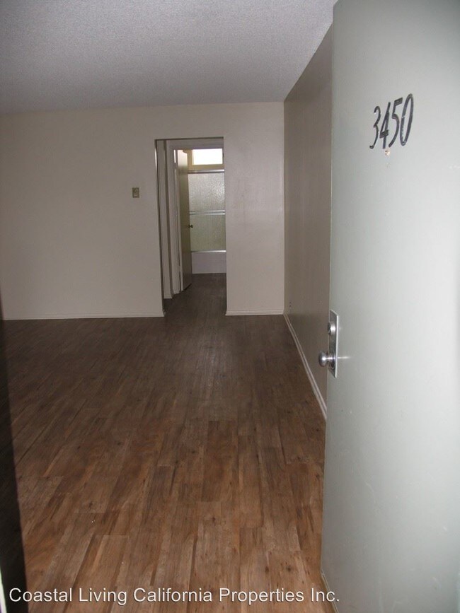 Foto del edificio - 3442-3468 Preble Ave